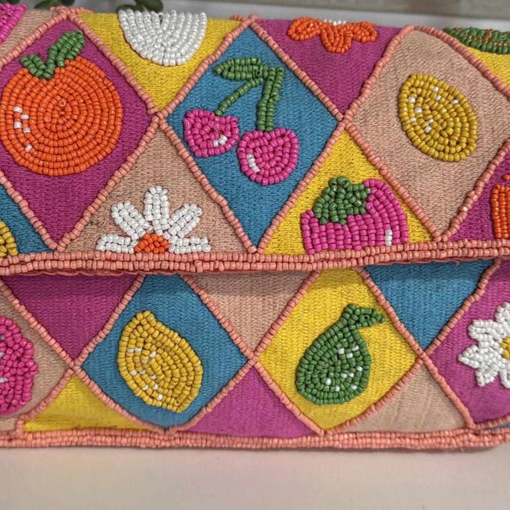 America & Beyond Beaded Fruit & Flower Summer Tropical Embellished Shoulder Bag - Picture 4 of 8